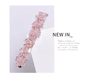 Detailed close-up view of the sparkling pink crystal hair clip showcasing exquisite craftsmanship.