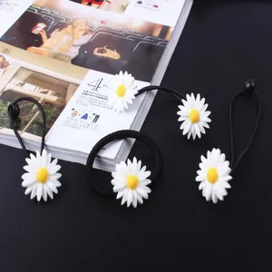 Sweet cute little daisy hair tie set, fresh floral hair elastic rope for daily sweet hair styling.