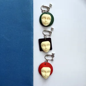 Handgemaakte eigenzinnige menselijk gezicht clip oorbellen retro minimalistisch contrast
