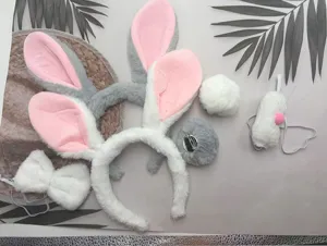 Ensemble serre-tête oreilles de lapin de Pâques avec queue en peluche et nœud papillon.
