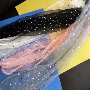 Calzini trasparenti in tulle sottile da donna con paillettes a stelle, moda elegante.
