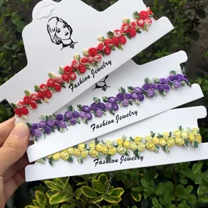 Ensemble de collier choker broderie florale, col de fleurs en tissu élégant pour femmes.