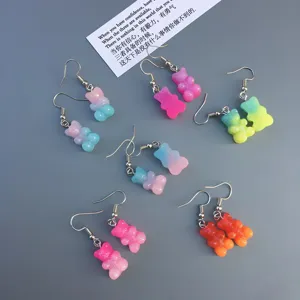 Suesse zweifarbige Gummibaerchen Ohrringe Harz Tropfen Ohrhaenge Damen Suess Schmuck Geschenke