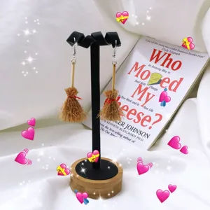 Pendientes de escoba de bruja de Halloween, pendientes colgantes mágicos divertidos mujer.