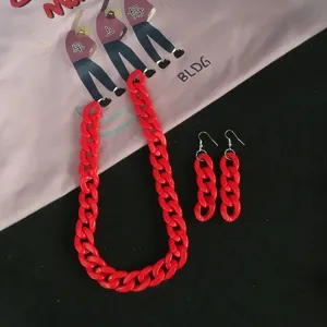Rote acryl klobige kette halskette und ohrringe set fuer damen statement schmuck art