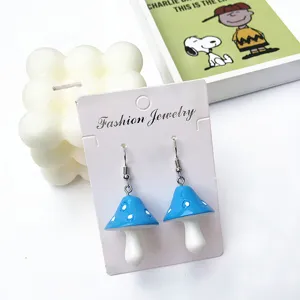 Orecchini a fungo blu fatti a mano simpatici orecchini pendenti in resina moda donna