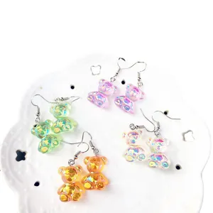 Orecchini pendenti con orsetto in resina colorata per donne, dolci gioielli trasparenti.