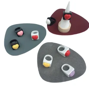 Bague coeur en resine style japonais couleur contraste bonbon geometrique mode bijoux tendance