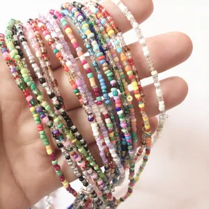 Bunte böhmische Rocailles Perlen Halskette Set, filigrane mehrfarbige Stapelschmuck Damen.