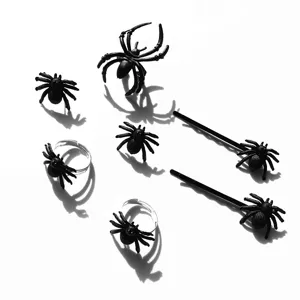 Halloween black plastic spider rings and hairpins set, gothic party prank jewelry accessories.