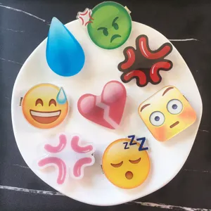 Niedliche Acryl Emoji Haarspangen Set lustige Ausdruck Haarnadeln fuer Damen Alltag Mode