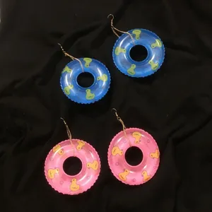 Boucles d'oreilles canard bouée gonflable, bijoux pendants style punk rose bleu fantaisie.