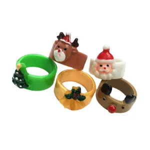 Set di anelli di Natale carini per donne anelli in resina di cartoni animati regali