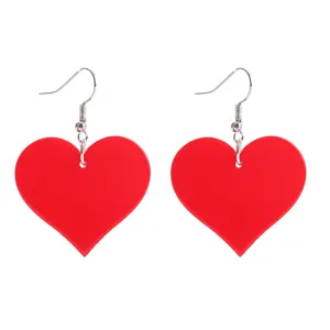 Rote Acryl Herz Ohrringe mit Silber Haken, stilvolle und süße Mode Details für Damen.