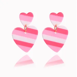 Süße rosa-weiße gestreifte Doppelschicht-Ohrringe, trendiger Harzschmuck für Partys und Geschenke.