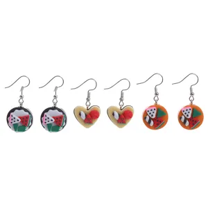 Süße Fruchtemajolika Tropfen Ohrringe Set mit lustigen Wassermelone Mustern für Mädchen.