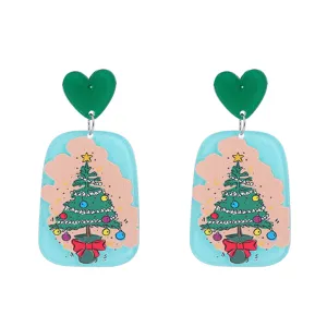 Boucles d'oreilles en acrylique arbre de noël avec cœur vert et imprimé de fête stylé.
