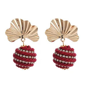 Boucles d'oreilles boule tissee strass feuille de ginkgo en alliage mode vintage femme.