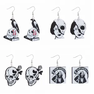 Gothic Punk Totenkopf Acryl Ohrringe Set mit gruseligen Raben, Sensenmann und Horror Motiven.