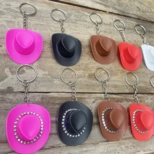 Mini Cowboyhut Schlüsselanhänger Set, trendiger westlicher Stil Taschenanhänger Zubehör.