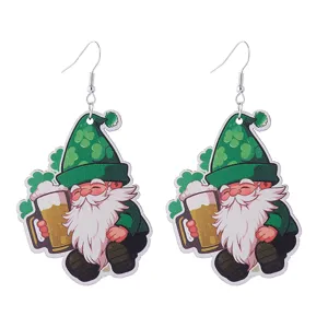 Orecchini in legno di San Patrizio gnomo birra cappello verde gioiello festa regalo.