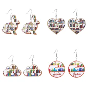 Conjunto de pendientes colgantes de acrílico con diseño de estantería conejo corazón nube.