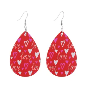 Valentinstag rote Liebe Herz Holz Tropfen Ohrringe Mode Schmuck Detailansicht extra