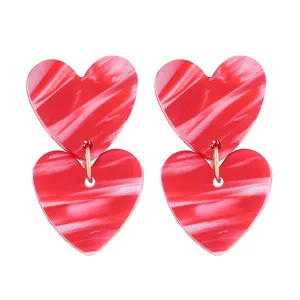Rote weisse marmorierte doppelte Herz Ohrringe Damen stilvoller Modeschmuck Geschenk