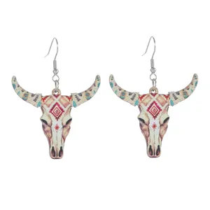 Antike hölzerne Stierschädel Ohrringe, westlicher Boho Ethno Stil Baumelschmuck Damen.