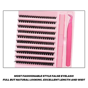 Nahaufnahme des rosa Wimpernverlängerungstabletts mit Reihen von Wimpern und Werkzeugen.