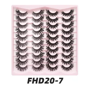 Nahaufnahme von 20 Paar künstlichen Wimpern im rosa Tablett, dicht und voluminös.