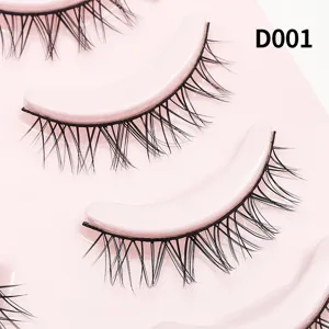 Natürliches künstliches Wimpernset mit weichen schwarzen Fasern für Make-up und Cosplay.
