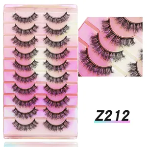 Detailansicht von 10 Paar voluminösen künstlichen Wimpern, Nahaufnahme flauschiger Stil.
