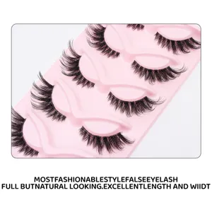 Künstliche Wimpern 3 Paar Set natürliche dicke falsche Wimpern mit rosa Tablett.