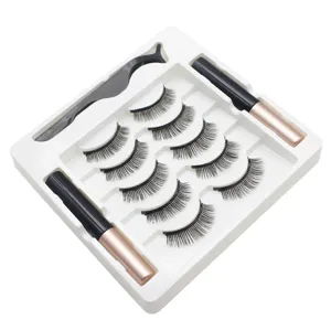 Magnetische künstliche Wimpern Set mit 5 Paar Wimpern, 2 Eyelidern und Applikator.