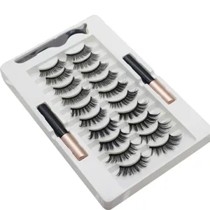 10 Paar magnetische künstliche Wimpern Set mit zwei Eyelinern und Applikator für dichten Look.