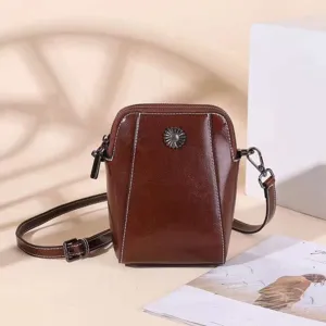 Stylish women leather crossbody phone bag, vintage brown single shoulder bag for daily use.