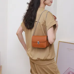 Women Genuine Leather Crossbody Bag Small Square Shoulder Bag Luxury Chain Handbag Lock Closure Fashion Daily Purse