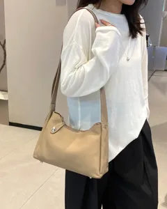 Genuine leather shoulder underarm bag for women, large capacity daily fashion tote.
