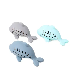 Silicone fish pet toy set, cute chewable food leaking toy for cats and dogs, cute colors.
