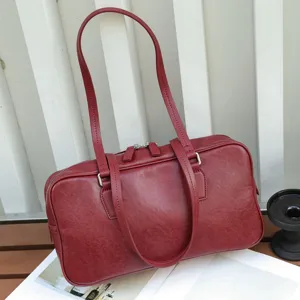 Classic genuine leather underarm baguette bag, retro vegetable-tanned shoulder handbag for women.