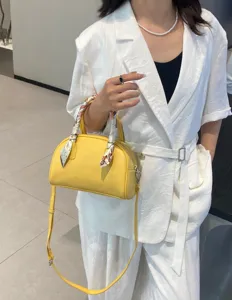 Bolso tipo bowling de piel amarilla para mujer, elegante bolso cruzado de hombro con pañuelo.