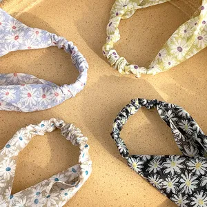 Fascia triangolare a margherita floreale, foulard elastico per picnic primaverile ed estivo.