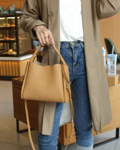 Large capacity bucket bag genuine leather vintage women handbag casual shoulder crossbody bag