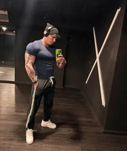 Men's tight fitness T-shirt short sleeve athletic gym workout training wear for men stretchy top