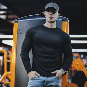 Men's long sleeve black ribbed t-shirt, casual slim fit crew neck top for gym sports workout fitness.