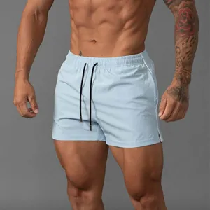 Herren hellblaue sportliche Fitness Laufshorts mit Kordelzug atmungsaktive Gym Sporthose.
