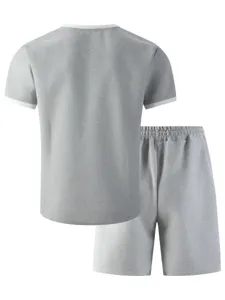 Men gray waffle knit short sleeve t-shirt and shorts set casual breathable sportswear.