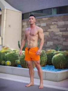 Herren Freizeit Sport Fitness Outdoor Laufen orange Shorts atmungsaktiv Sommer neu