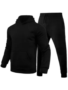 Herren schwarzer Fleece Trainingsanzug Set, kapuzenpullover und sporthose winter.